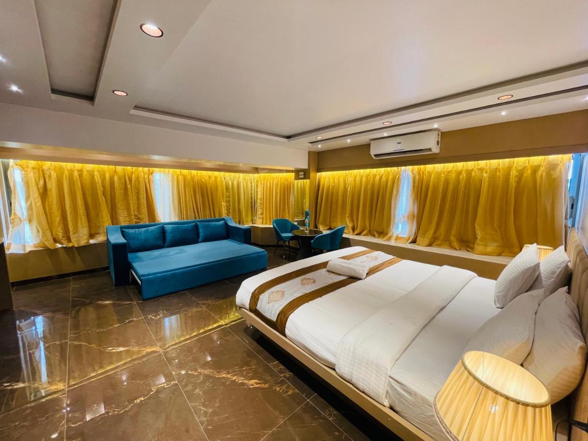 Home2 Renaissance Club Мумбаї Екстер'єр фото