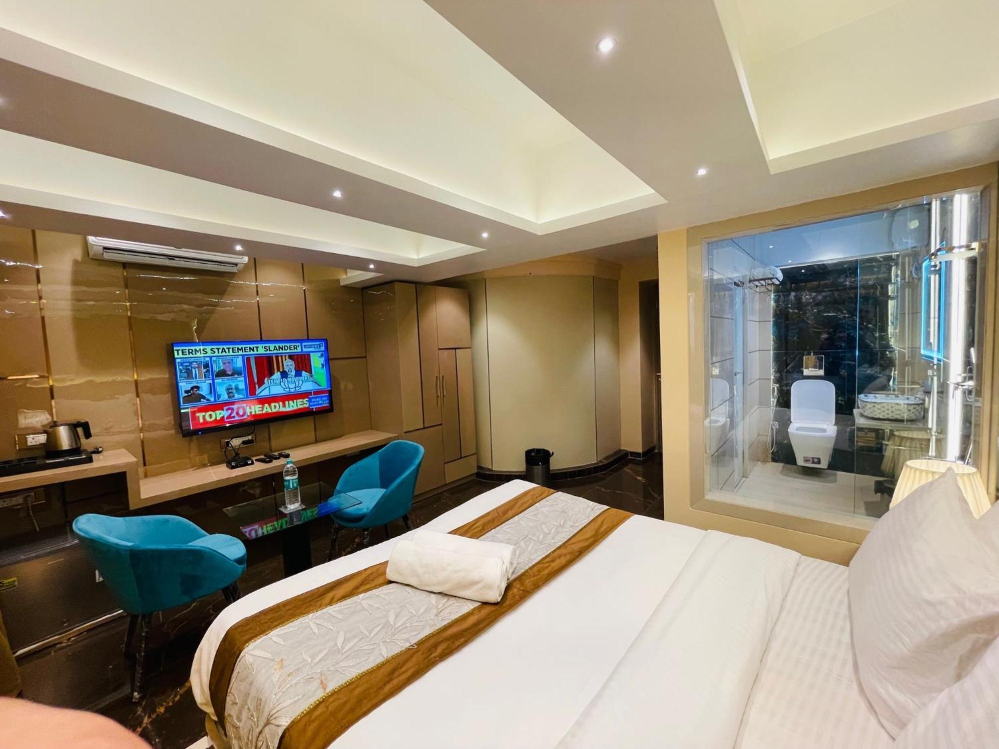 Home2 Renaissance Club Мумбаї Екстер'єр фото